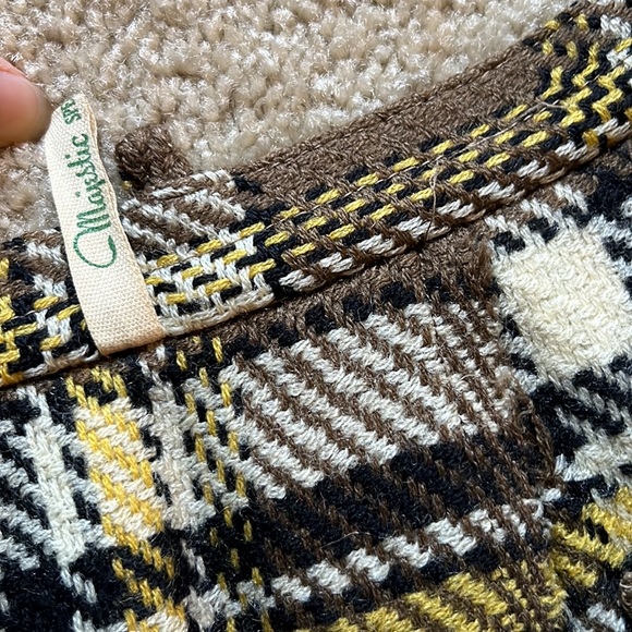 Vintage plaid warm wool skirt - great for Fall! - Picture 5 of 7